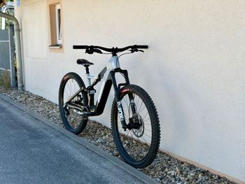 Gebrauchtes Focus JAM² SL 8.8 2023 2023 Mountainbike, Hellgrau — Bild 3 von 14