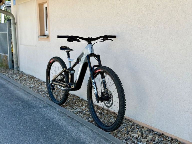 Gebrauchtes Focus JAM² SL 8.8 2023 2023 Mountainbike, Hellgrau — Bild 3 von 14