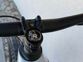 Gebrauchtes Focus JAM² SL 8.8 2023 2023 Mountainbike, Hellgrau — Bild 7 von 14