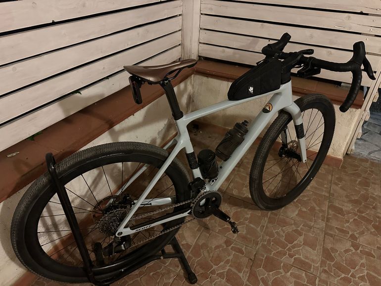 Gebrauchtes Scott Addict Gravel 20 2024 2024 Road & Gravel, Hellgrau — Bild 7 von 9