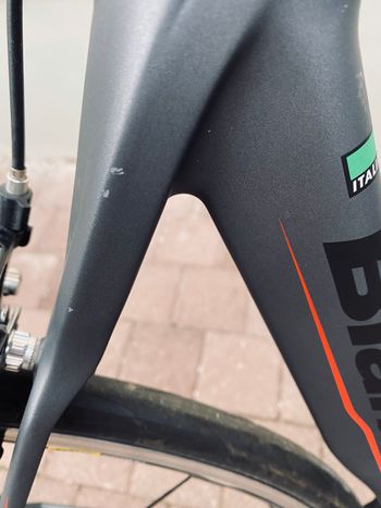 Bianchi Oltre Shimano Dura Ace 2017 Road & Gravel usato, Grigio chiaro — immagine 13 di 13