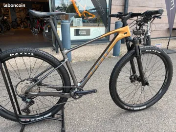 Używany Giant XTC Advanced 29 2 2021 2021 Mountainbike — zdjęcie 2 z 7
