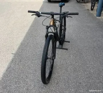 Używany Giant XTC Advanced 29 2 2021 2021 Mountainbike — zdjęcie 6 z 7
