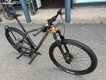 Używany Giant XTC Advanced 29 2 2021 2021 Mountainbike — zdjęcie 3 z 7