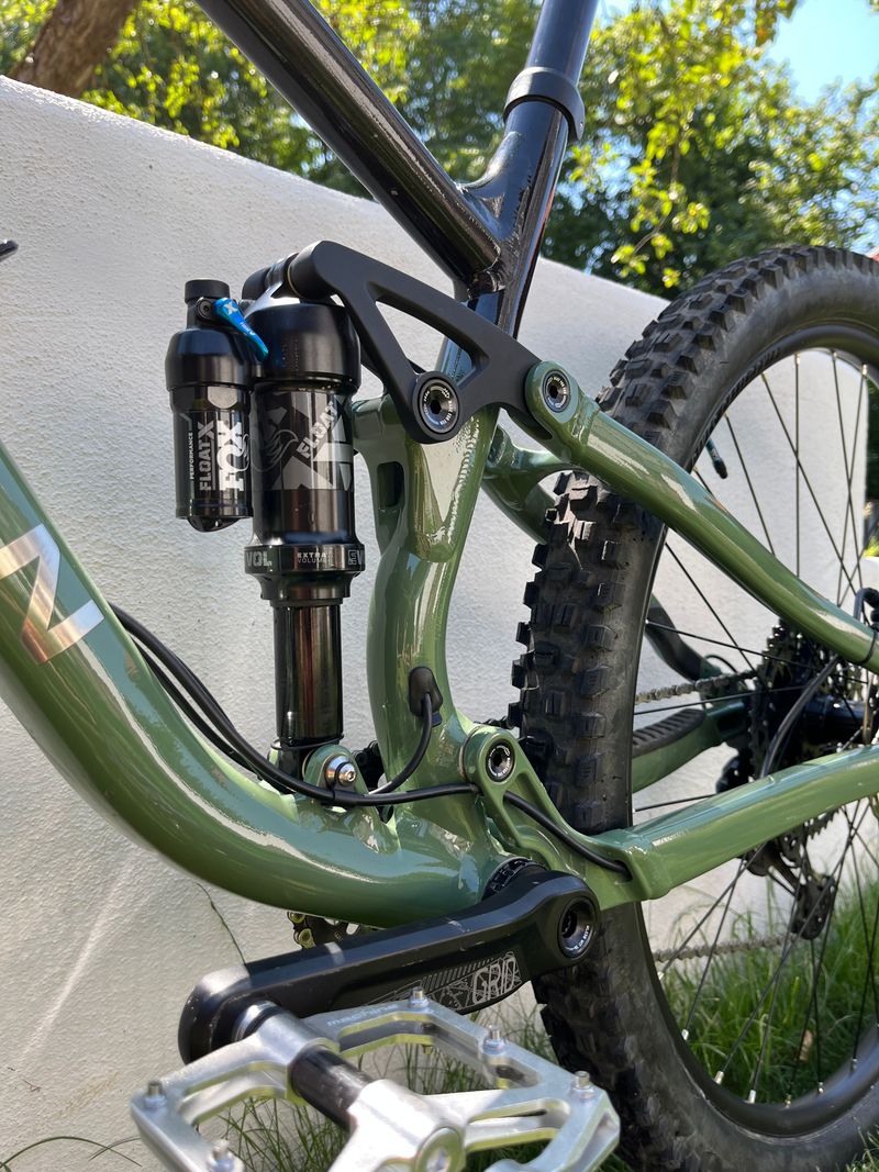 Used Marin Rift Zone XT 2025 Mountainbike, Black — image 4 of 13
