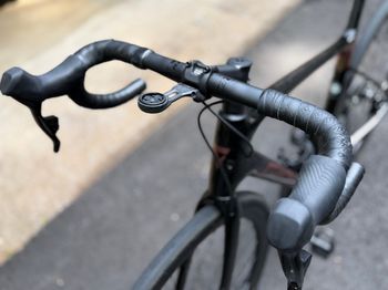 Used Giant Defy Advanced Pro 2 AXS 2023 2023 Road & Gravel, Light Gray — image 4 of 28