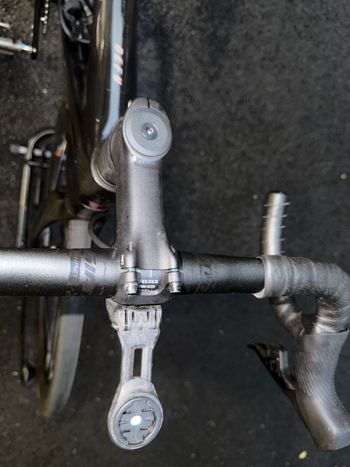Used Giant Defy Advanced Pro 2 AXS 2023 2023 Road & Gravel, Light Gray — image 26 of 28