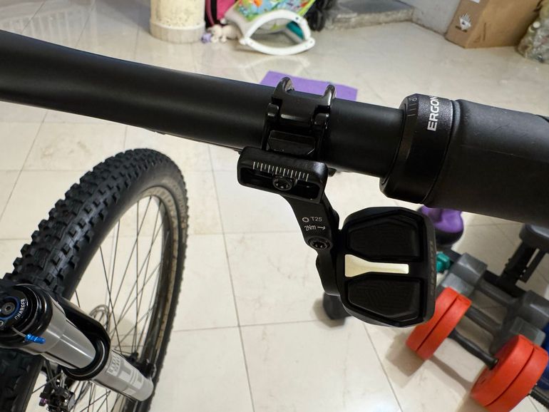 Gebrauchtes Canyon Exceed Sram Eagle Transmission X0 2024 Mountainbike, Hellgrau — Bild 5 von 7
