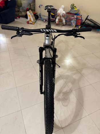 Gebrauchtes Canyon Exceed Sram Eagle Transmission X0 2024 Mountainbike, Hellgrau — Bild 4 von 7