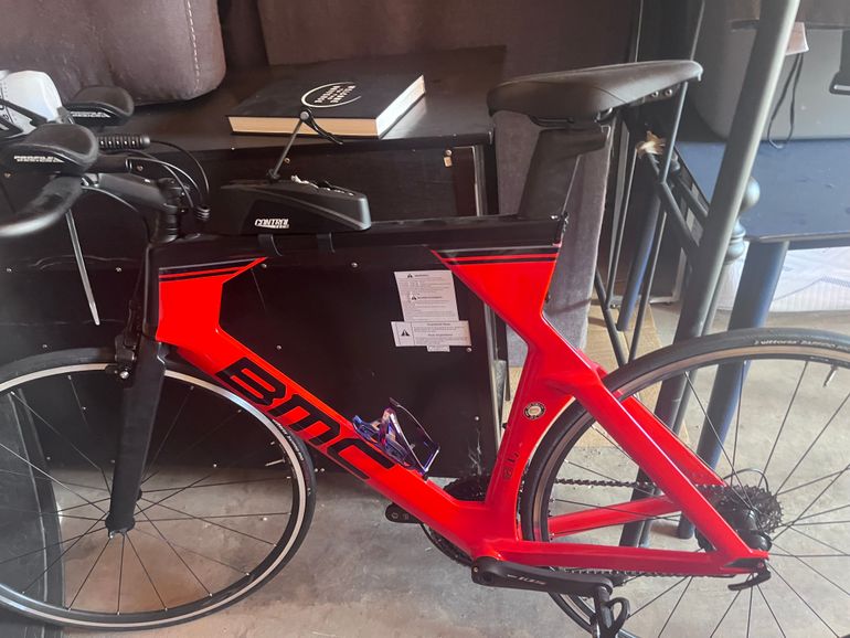 Used BMC Timemachine ONE 2023 2023 Road & Gravel, Red — image 4 of 8