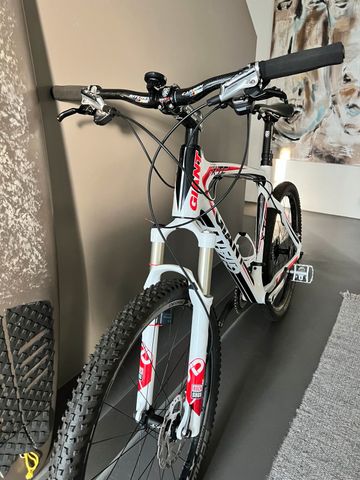 Brugt Giant XTC Advanced SL 29 1 2022 2022 Mountainbike — billede 2 af 7