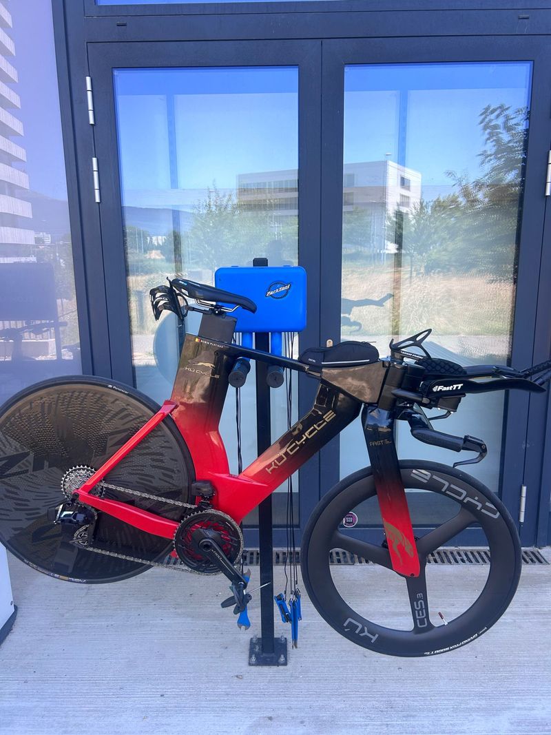 Used KU cycle Custom SRAM Red eTap AXS 2026 Road & Gravel