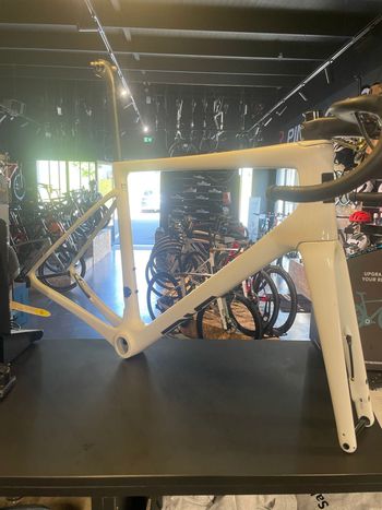 Used Enve Melee Frameset 2024 Road & Gravel, White — image 3 of 4
