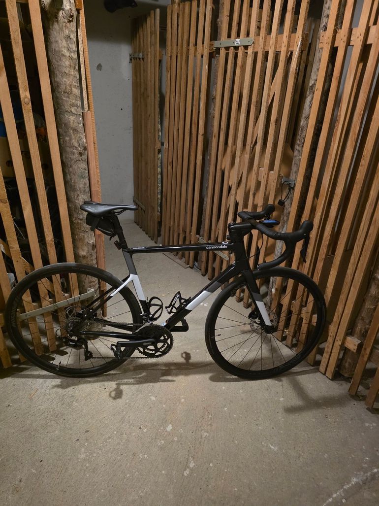 Gebrauchtes Cannondale SuperSix EVO Carbon Disc 105 2024 2024 Road & Gravel, Schwarz — Bild 16 von 16