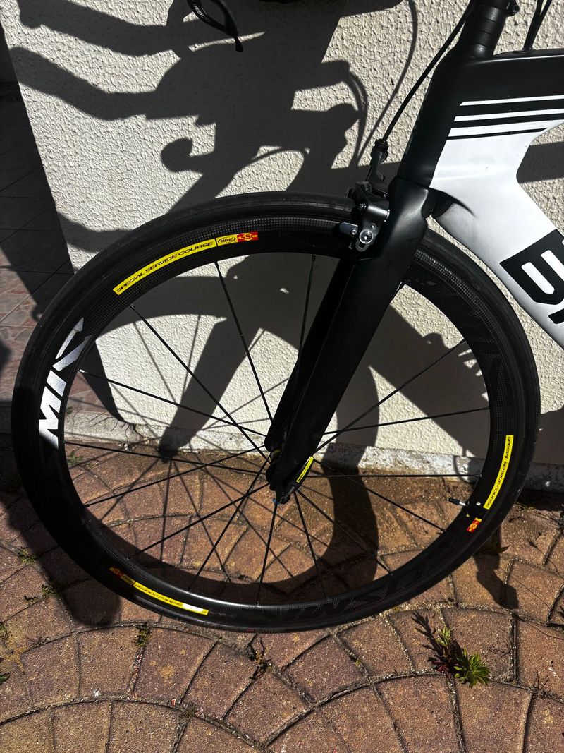 Used BMC TIMEMACHINE 02 THREE 2019 2019 Road & Gravel, White — image 7 of 10
