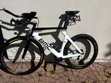 Used BMC TIMEMACHINE 02 THREE 2019 2019 Road & Gravel, White — image 2 of 10