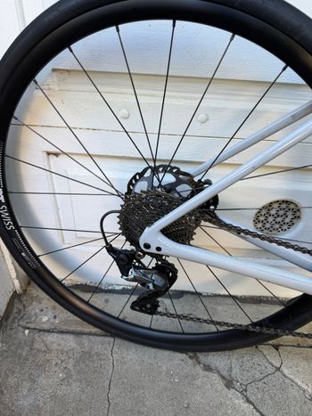 Used Specialized Roubaix Sport 2020 2020 Road & Gravel, Light Gray — image 4 of 10