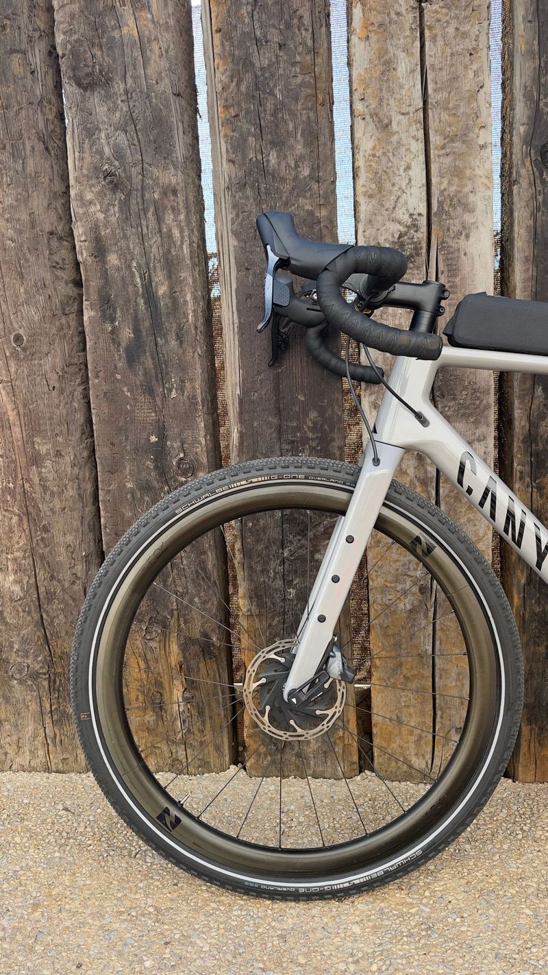Gebrauchtes Canyon Grizl SRAM XX1 Eagle AXS 2024 Road & Gravel, Hellgrau — Bild 16 von 18