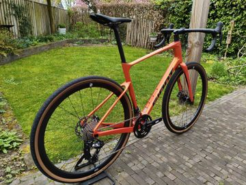 Giant Revolt Advanced 0 2024 2024 Road & Gravel de segunda mano, Naranja — imagen 3 de 16