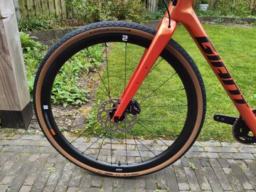 Giant Revolt Advanced 0 2024 2024 Road & Gravel de segunda mano, Naranja — imagen 11 de 16