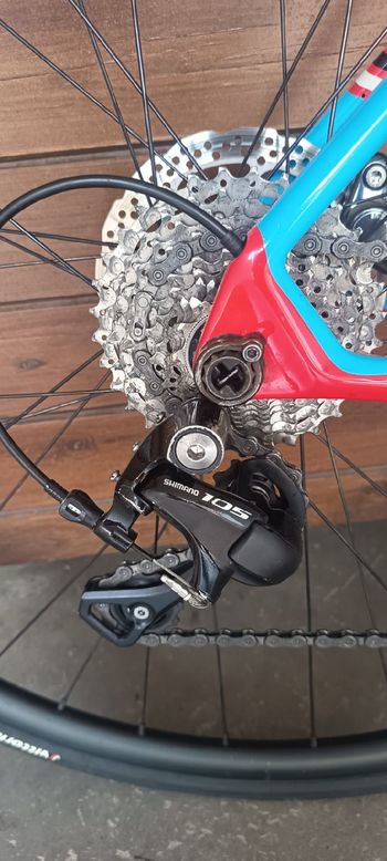 Used Focus Cayo Shimano 105 2015 Road & Gravel, White — image 3 of 7