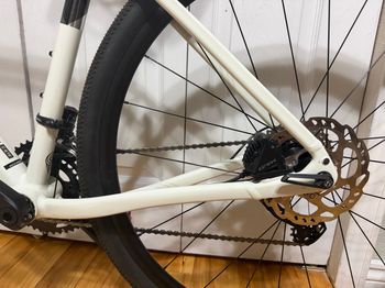 Used Trek Checkpoint ALR 5 2023 2023 Road & Gravel, White — image 5 of 7