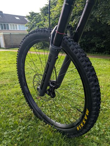 Orbea WILD H30 2023 2023 Mountainbike d'occasion — image 4 sur 12