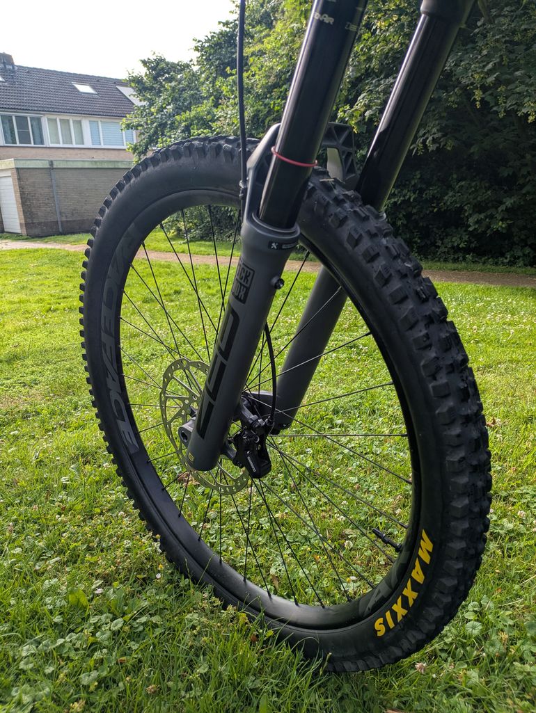 Orbea WILD H30 2023 2023 Mountainbike d'occasion — image 4 sur 12