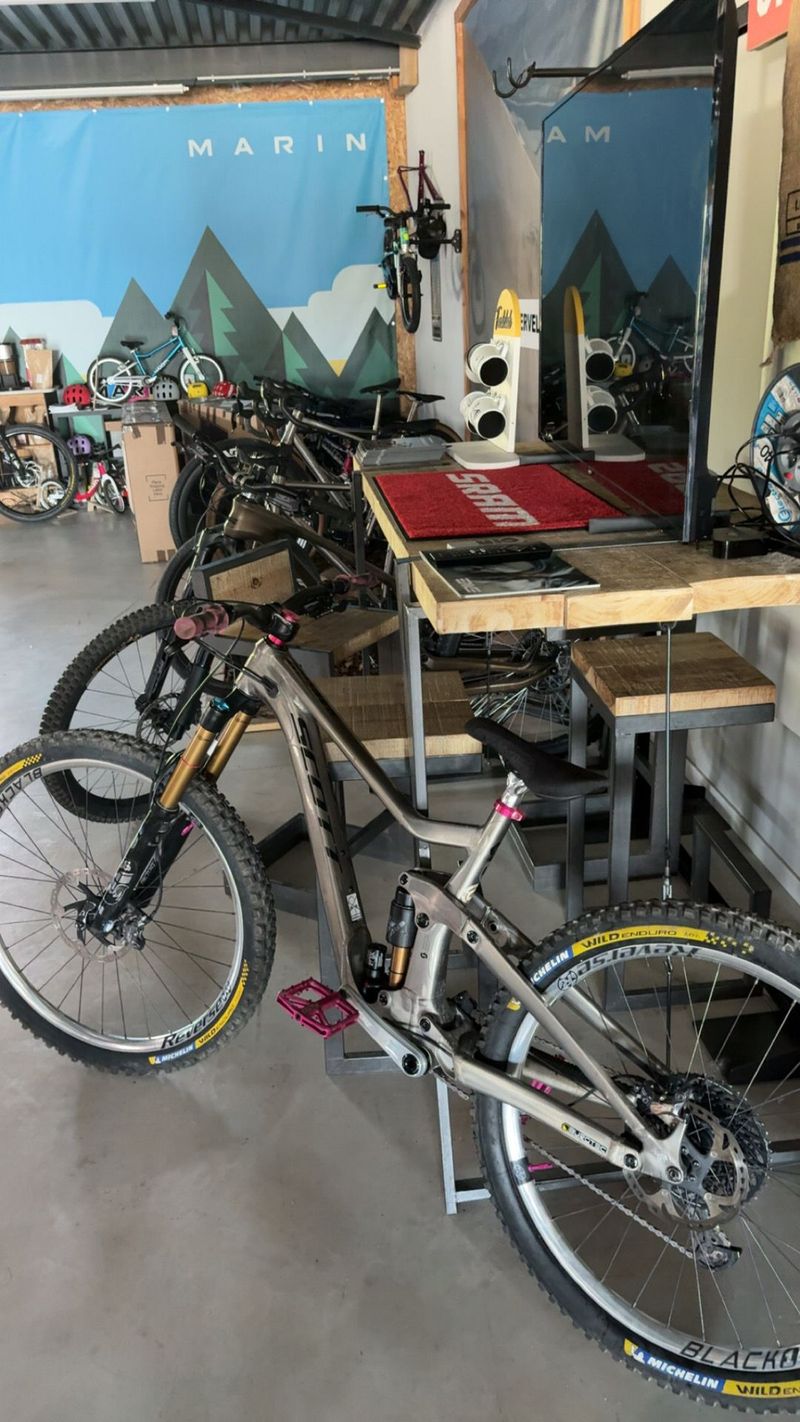 Scott Ransom 920 2021 2021 Mountainbike d'occasion — image 2 sur 4