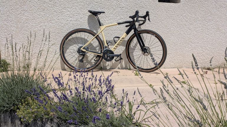 Tweedehands Canyon Grail CF SL 8 2023 2023 Road & Gravel — afbeelding 1 van 7