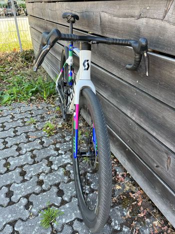 Käytetty Scott Addict Shimano Ultegra Di2 2025 Road & Gravel — kuva 10 / 12