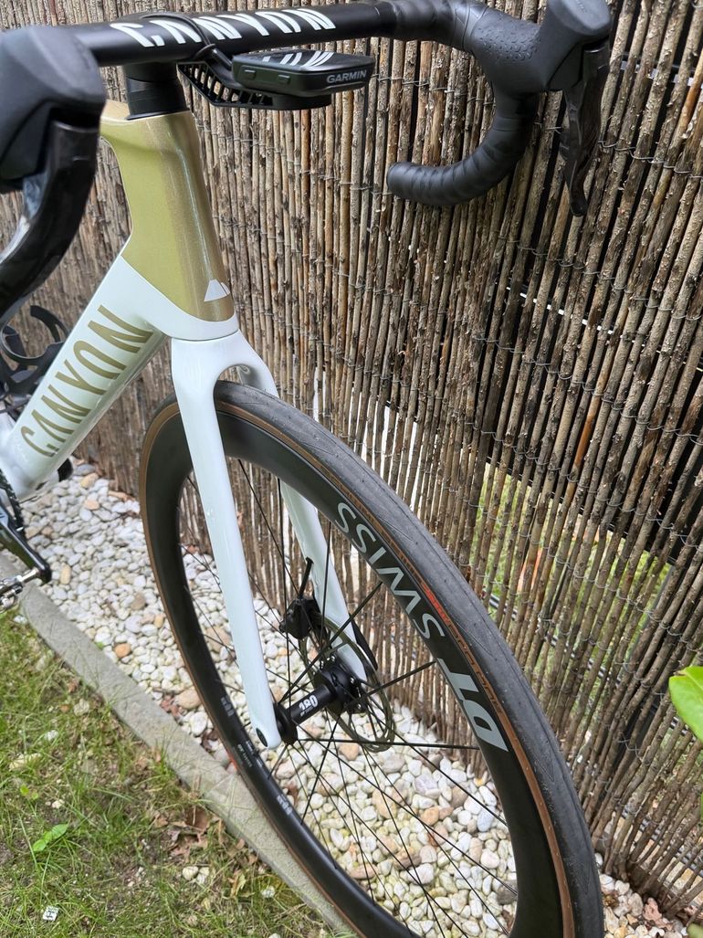 Used Canyon Aeroad CF SLX 7 AXS SE 2026 Road & Gravel, White — image 10 of 11