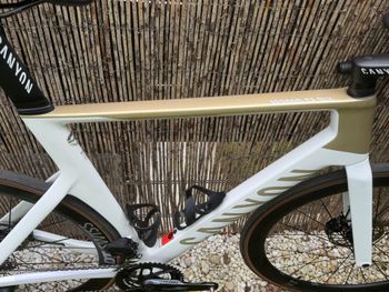 Used Canyon Aeroad CF SLX 7 AXS SE 2026 Road & Gravel, White — image 3 of 11