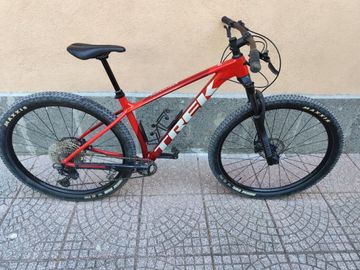Použité Trek Procaliber Shimano Deore XT 2024 Mountainbike — obrázek 5 z 6