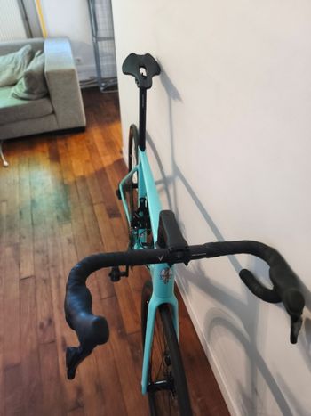 Used Bianchi Sprint Shimano 105 Di2 2025 Road & Gravel, Blue — image 4 of 7
