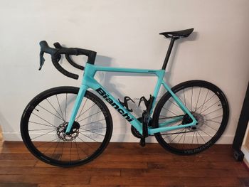 Used Bianchi Sprint Shimano 105 Di2 2025 Road & Gravel, Blue — image 5 of 7