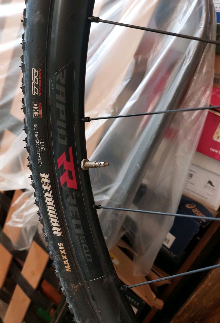 Used Bianchi Impulso Shimano GRX 2023 Road & Gravel, Blue — image 19 of 23