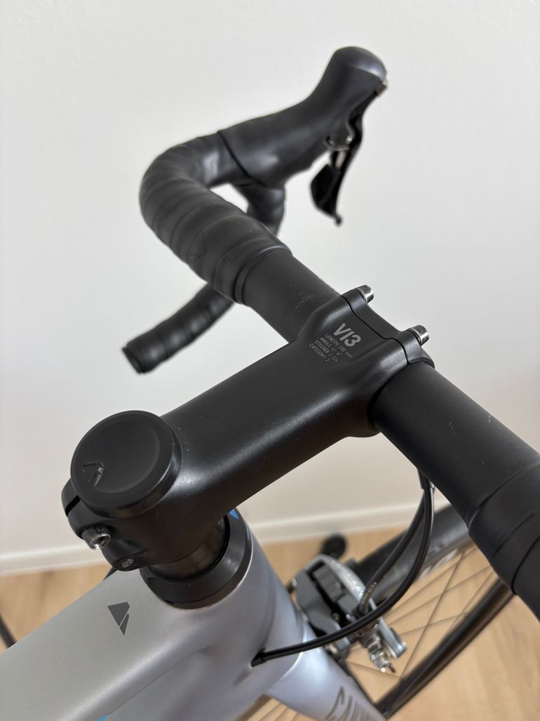 Used Canyon Ultimate CF SL 9.0 F10 2016 Road & Gravel, Light Gray — image 8 of 8