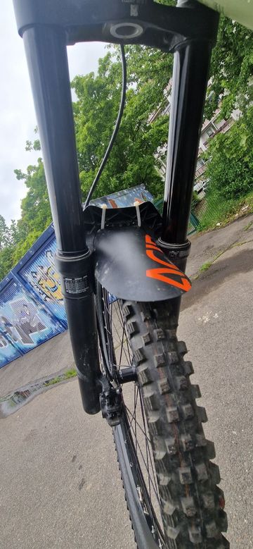 CUBE TWO15 RACE 27.5 2024 2024 Mountainbike usato, Verde — immagine 4 di 10