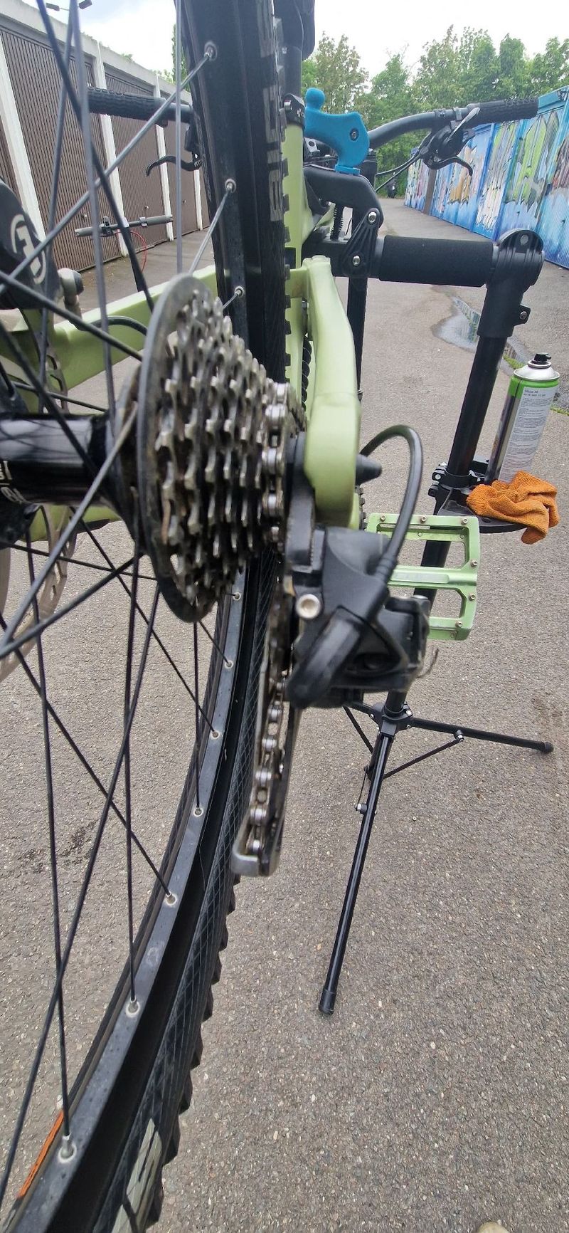CUBE TWO15 RACE 27.5 2024 2024 Mountainbike usato, Verde — immagine 2 di 10