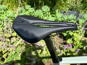 Used BMC Roadmachine 01 THREE 2021 2021 Road & Gravel, Green — image 4 of 5