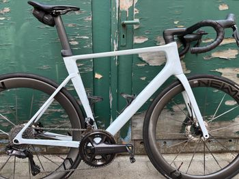 Used CUBE LITENING AIR C:68X FRAMESET, LIMITED EDITION 2025 2025 Road & Gravel, White — image 9 of 10