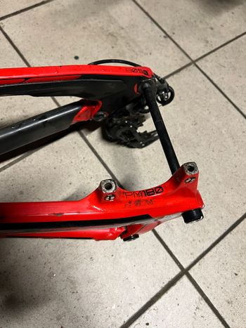 Brugt YT Industries Tues CF 2018 Frameset 2018 Mountainbike — billede 8 af 9