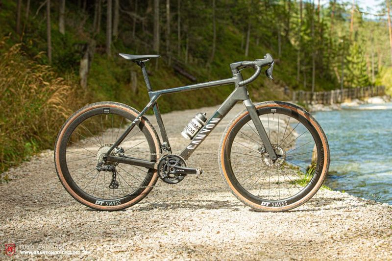Gebrauchtes Canyon Grail CFR Di2 2024 2024 Road & Gravel