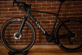 Tweedehands Canyon Grail CFR Di2 2024 2024 Road & Gravel — afbeelding 3 van 15