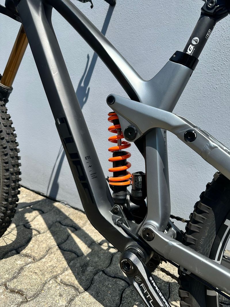 Used CUBE TWO15 HPC SLT 2021 2021 Mountainbike, Black, 29 — image 7 of 10