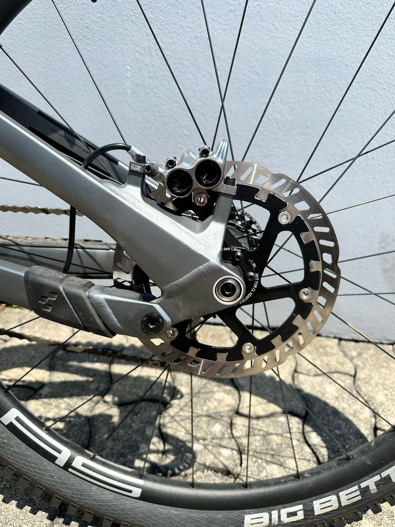 Used CUBE TWO15 HPC SLT 2021 2021 Mountainbike, Black, 29 — image 6 of 10