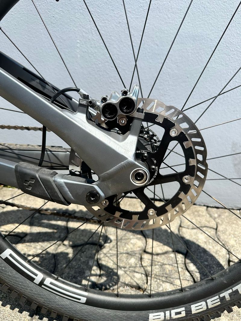 Used CUBE TWO15 HPC SLT 2021 2021 Mountainbike, Black, 29 — image 6 of 10