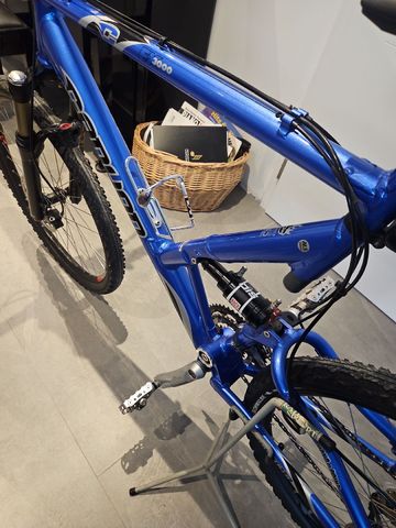 Używany Canyon Custom Shimano Deore XT 2010 Mountainbike — zdjęcie 3 z 15