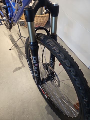 Używany Canyon Custom Shimano Deore XT 2010 Mountainbike — zdjęcie 5 z 15